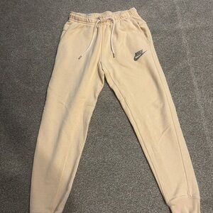 Nike mens Light peach Joggers